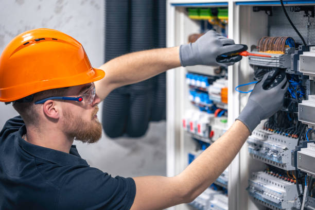 Best Affordable Emergency Electrician  in North Prairie, WI